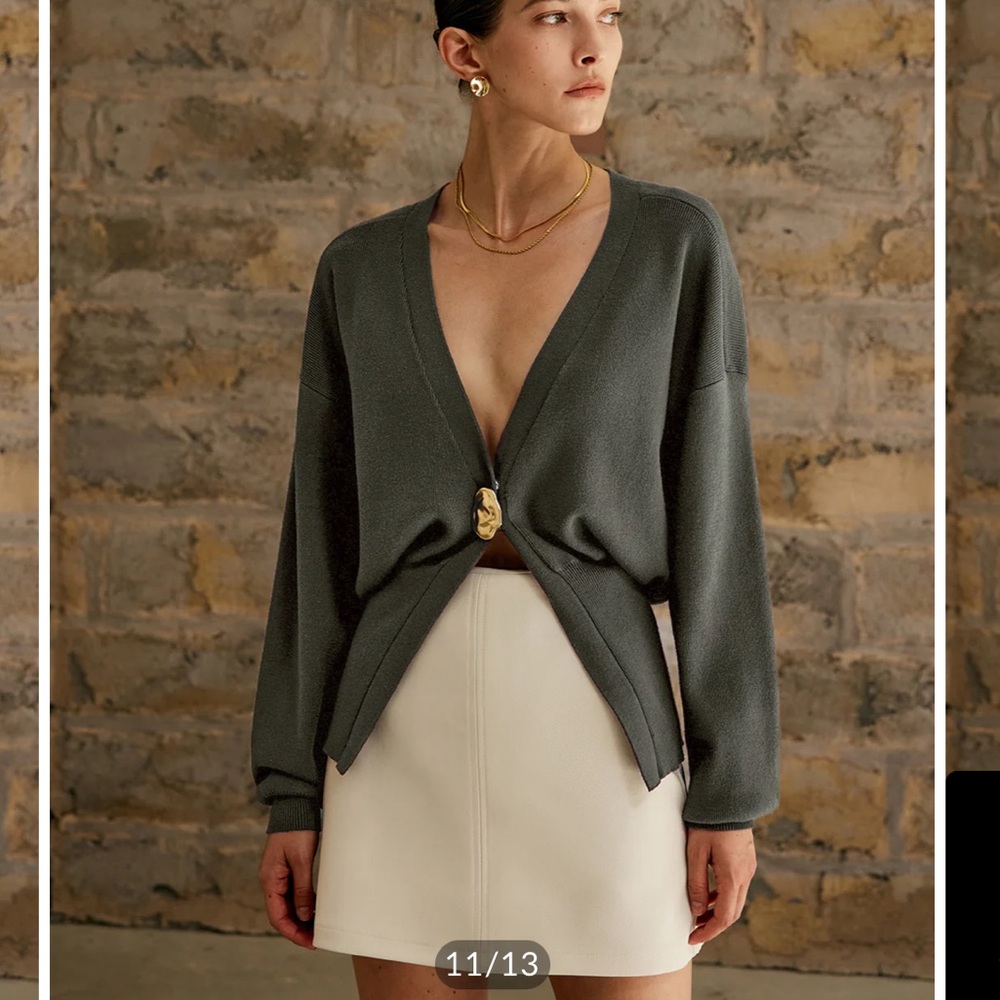 CoMMENSE Golden Button Plain Cardigan Size S